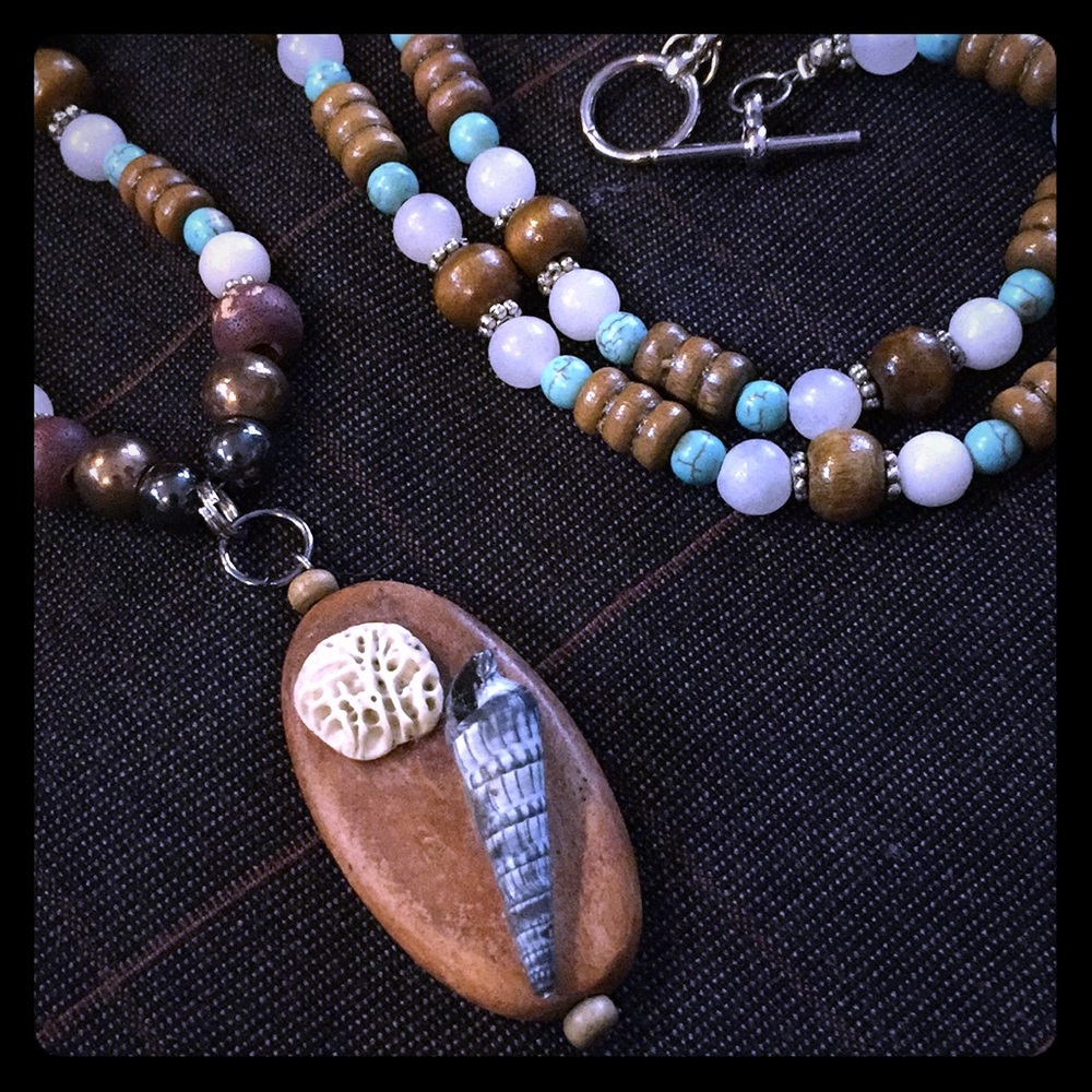 🐶 Unique Handcrafted Seashell Necklace